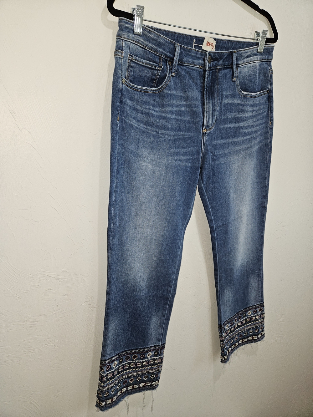 DRIFTWOOD Denim Embroidered Jeans Colette Ankle Cuff Women's Size 31 - Picture 4 of 14